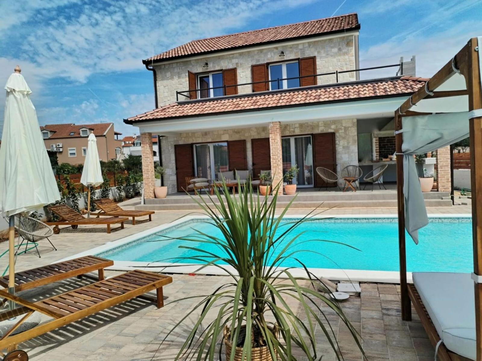 Rustic House Konfidenca *